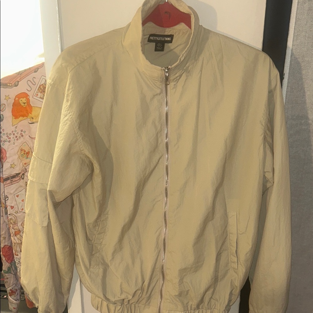 PrettyLittleThing Light Cream Bomber Jacket